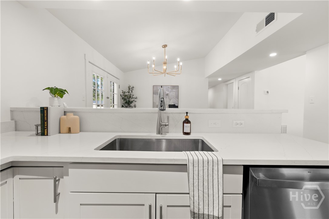 6939 Key Street Savannah, GA 31406 - Photo 14 of 33