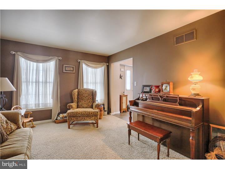 1108 Rhodora Avenue Reading, PA 19605 - Photo 11 of 25 Gallery Image 11