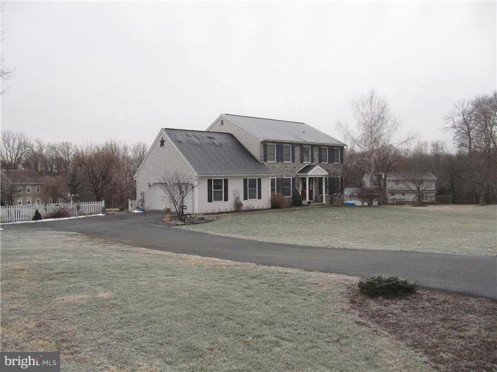1108 Rhodora Avenue Reading, PA 19605 - Photo 20 of 25 Exterior Front