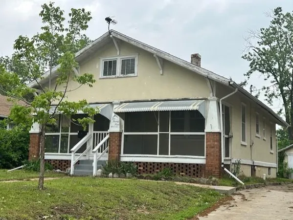 $79,900 | 229 South Oak Street, Nevada, MO 64772