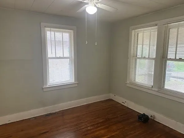 $79,900 | 229 South Oak Street, Nevada, MO 64772
