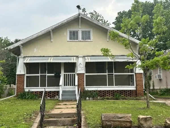 $79,900 | 229 South Oak Street, Nevada, MO 64772