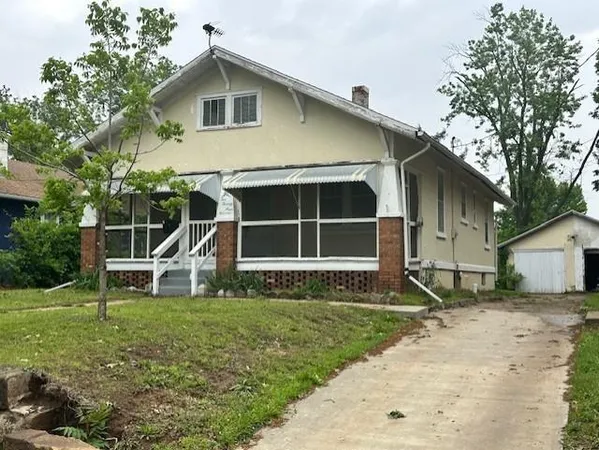 $79,900 | 229 South Oak Street, Nevada, MO 64772