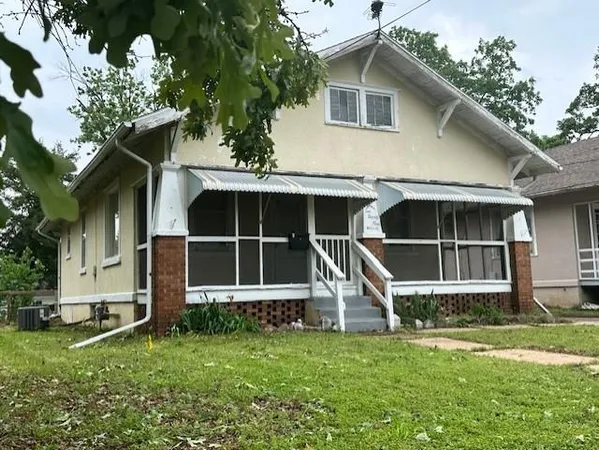 $79,900 | 229 South Oak Street, Nevada, MO 64772