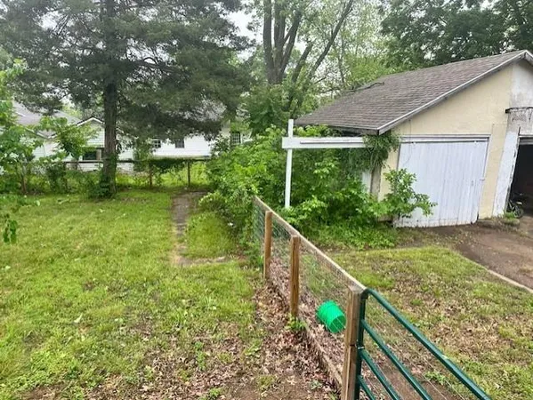 $79,900 | 229 South Oak Street, Nevada, MO 64772