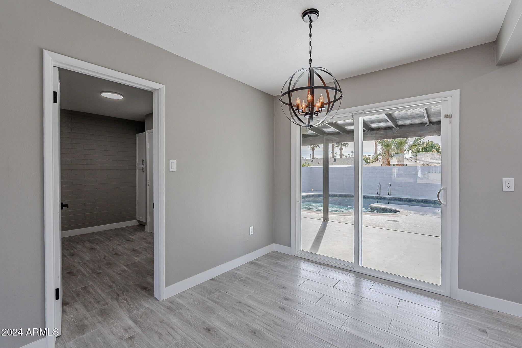 3427 East Roma Avenue Phoenix, AZ 85018 - Photo 11 of 32 11-web-or-mls-Roma-11