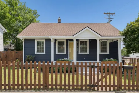 $410,000 | 915 Elliston Street, Old Hickory, TN 37138