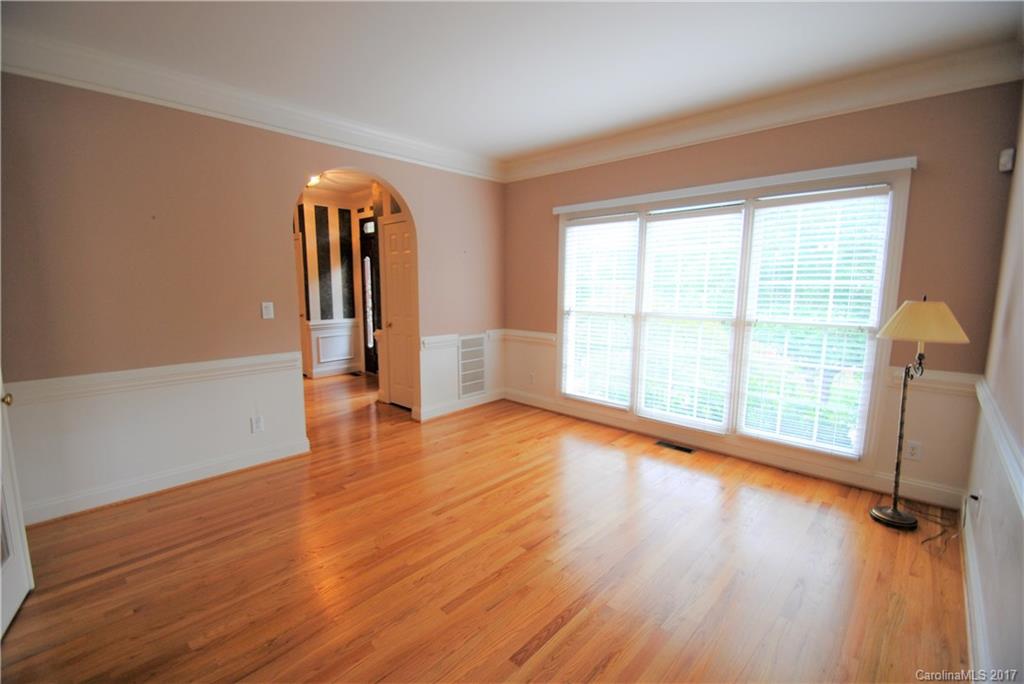 238 Sardis Pointe Road Matthews, NC 28105 - Photo 3 of 24 Gallery Image 3