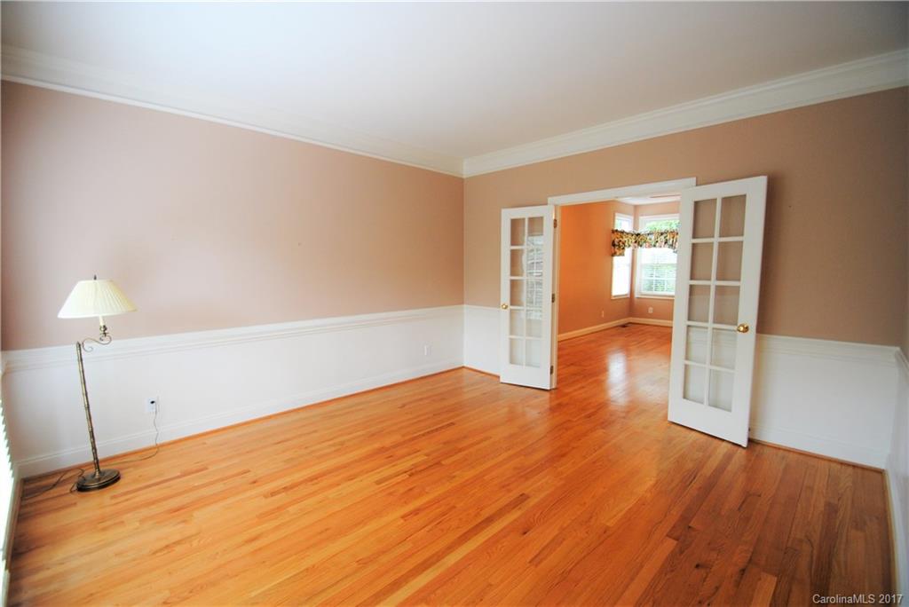 238 Sardis Pointe Road Matthews, NC 28105 - Photo 4 of 24 Gallery Image 4