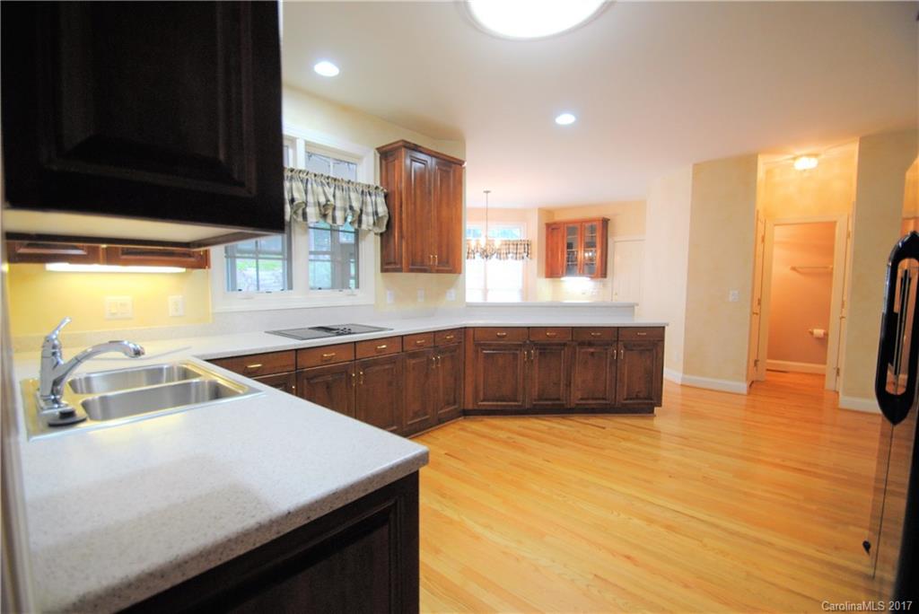 238 Sardis Pointe Road Matthews, NC 28105 - Photo 7 of 24 Gallery Image 7