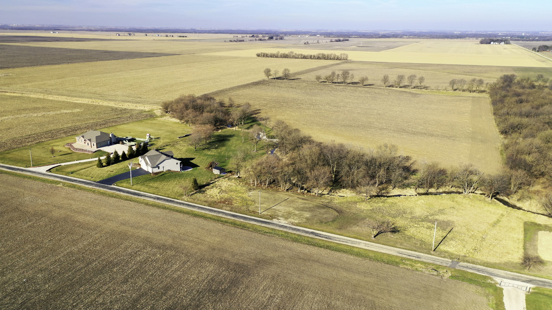 6 West Greer Road Verona, IL 60479 - Photo 3 of 12 a view of an ocean and beach