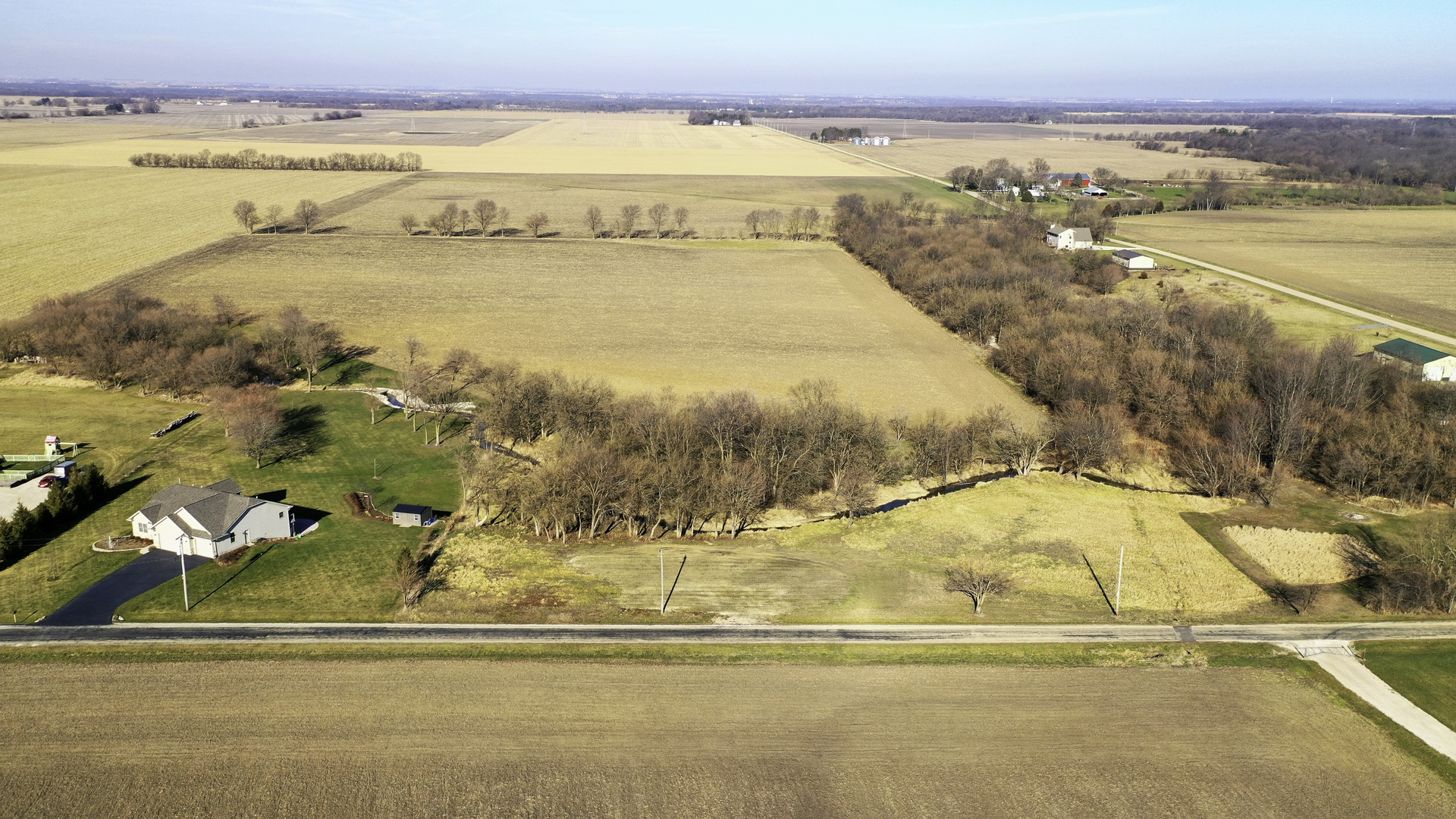 6 West Greer Road Verona, IL 60479 - Photo 4 of 12 a view of an ocean and mountain