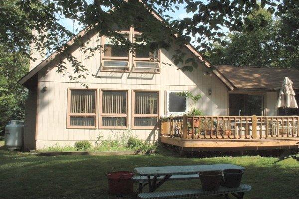 7754 Kilmer Road Tobyhanna, PA 18466 - Photo 3 of 4 Rear