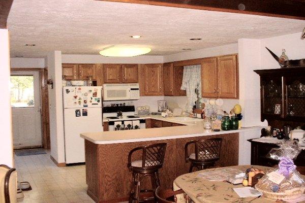 7754 Kilmer Road Tobyhanna, PA 18466 - Photo 4 of 4 Kitchen