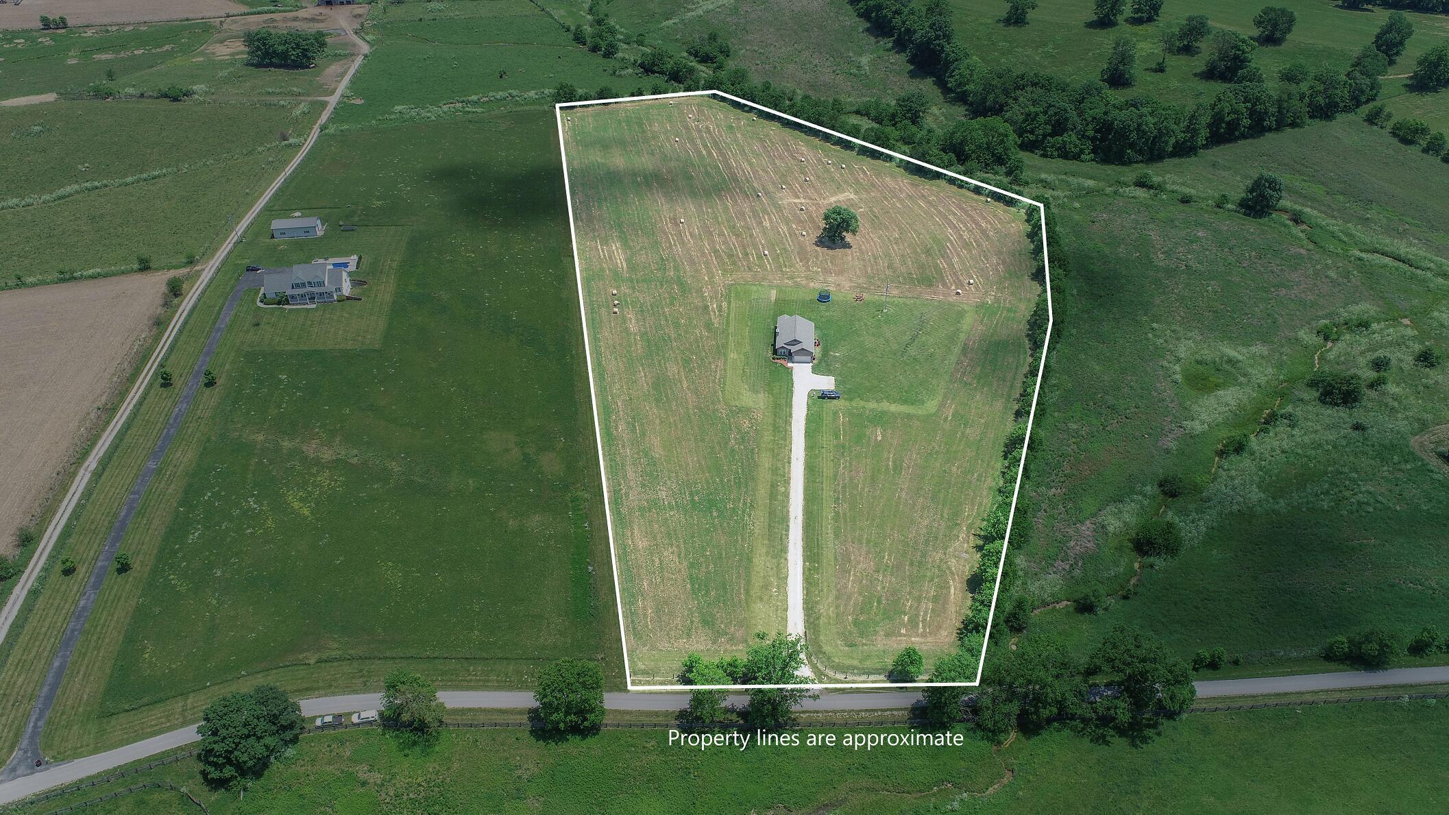 526 Steele Road Paris, KY 40361 - Photo 2 of 30 20230601192810476760000000-o