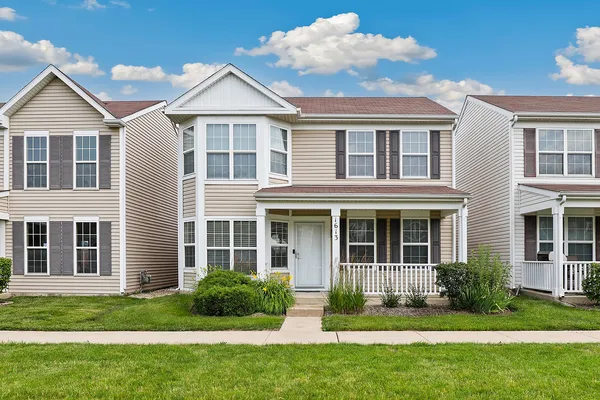 $325,000 | 1613 Victoria Park Circle, Aurora, IL 60504