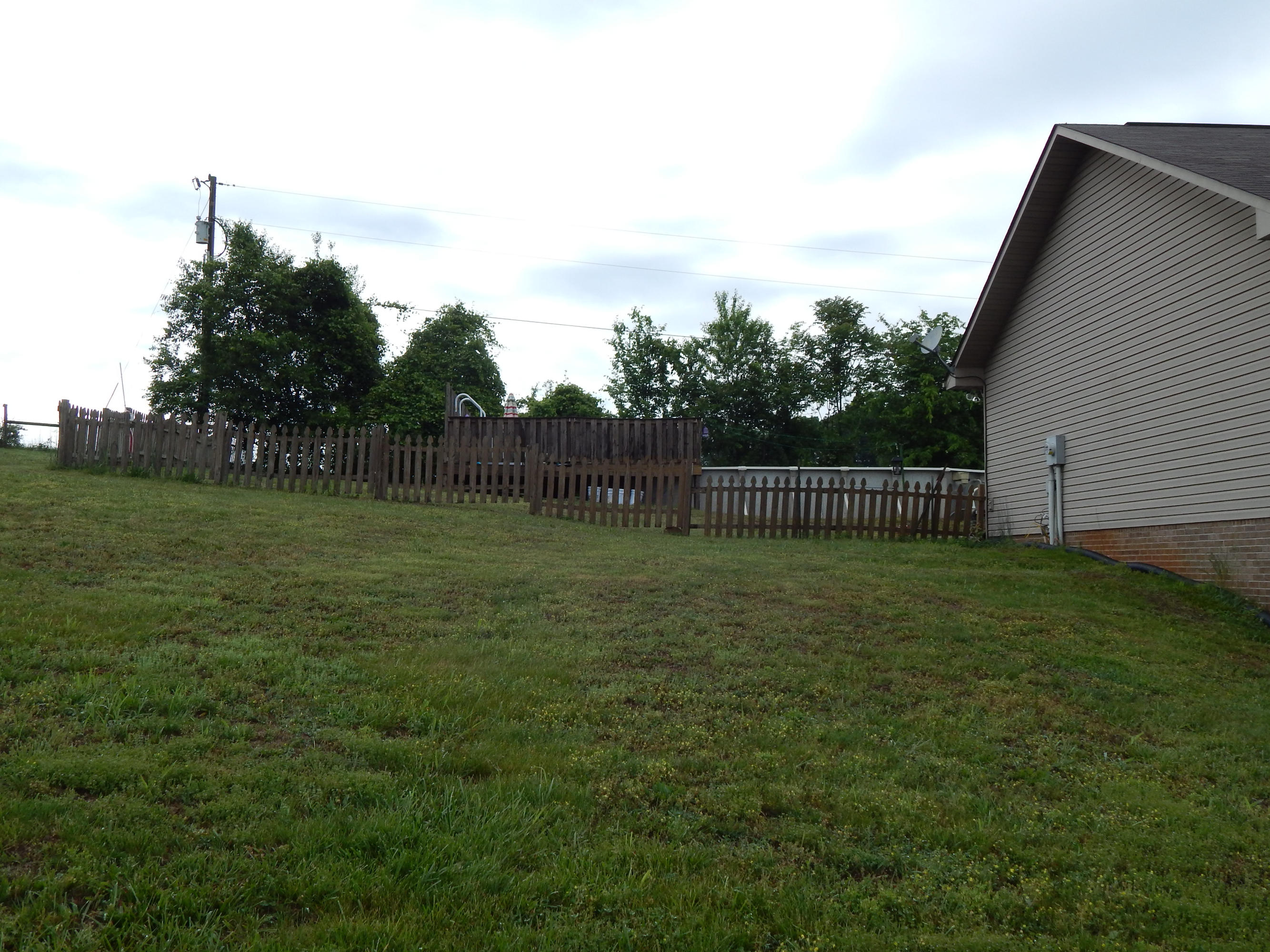 1457 Lambert Road Greenback, TN 37742 - Photo 3 of 28 DSCN0082