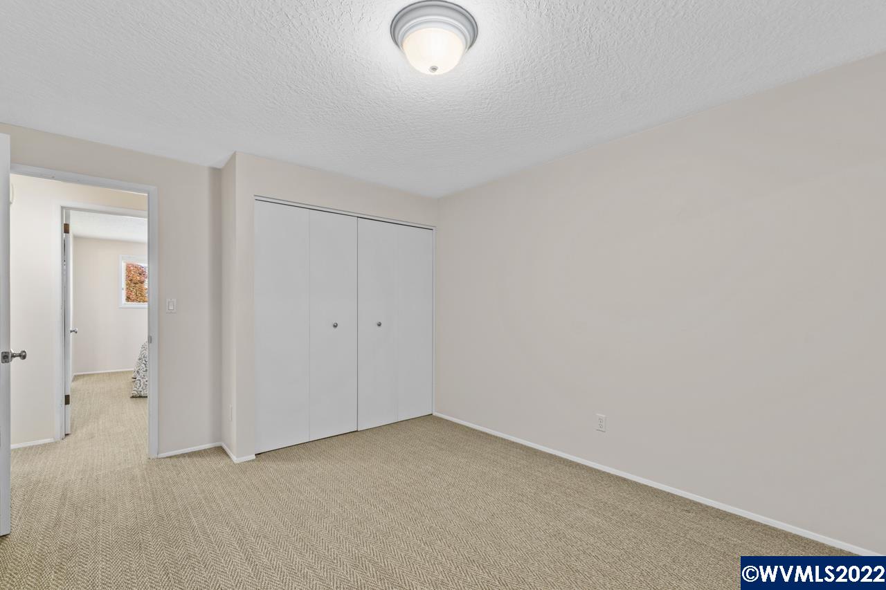 1747 Princeton Road Woodburn, OR 97071 - Photo 15 of 41 Gallery Image 15