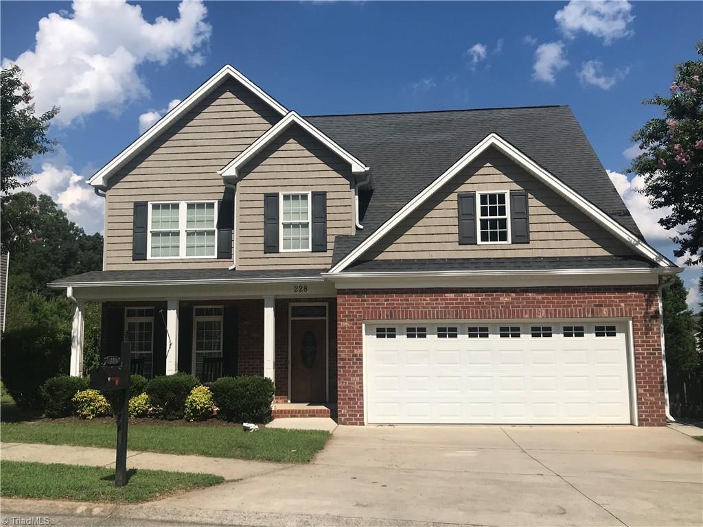 228 Cabot Drive Winston-Salem, NC 27103 - Photo 2 of 30