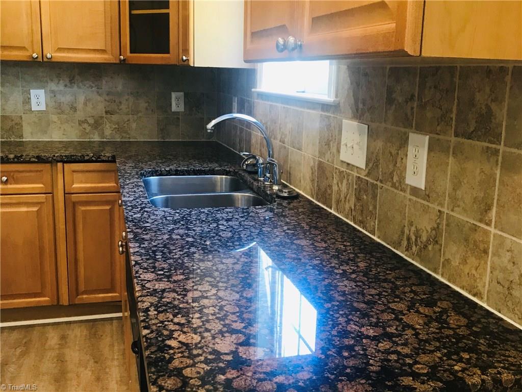 228 Cabot Drive Winston-Salem, NC 27103 - Photo 14 of 30