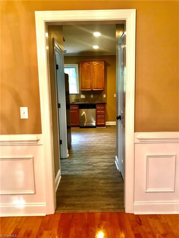 228 Cabot Drive Winston-Salem, NC 27103 - Photo 18 of 30