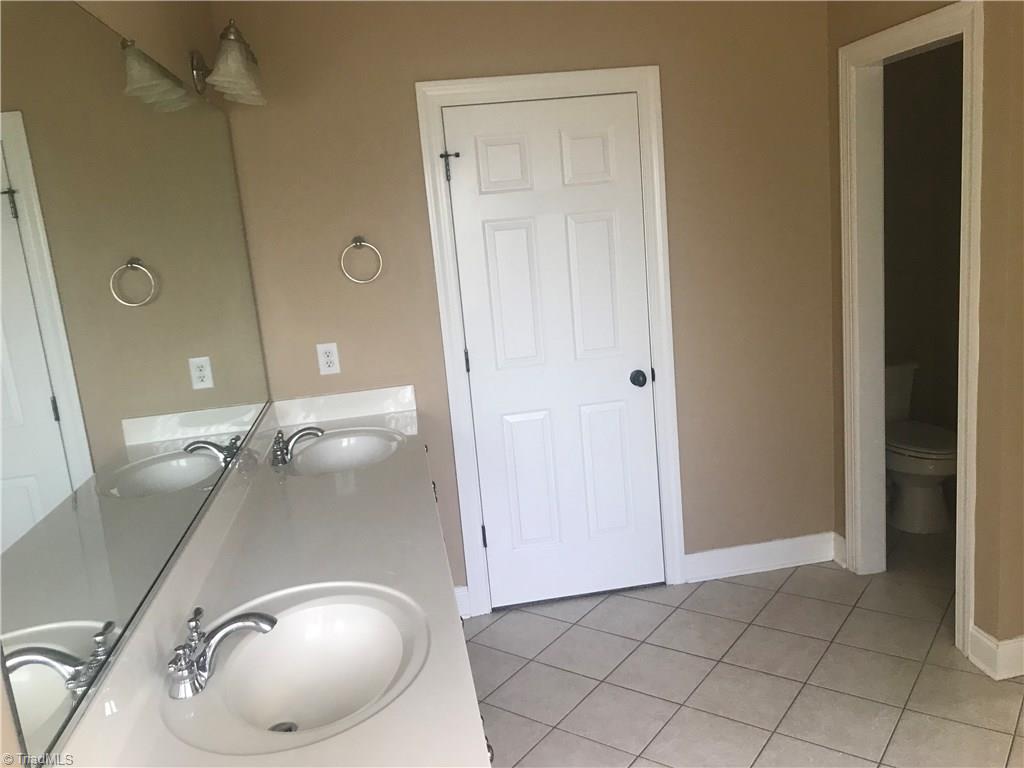 228 Cabot Drive Winston-Salem, NC 27103 - Photo 23 of 30