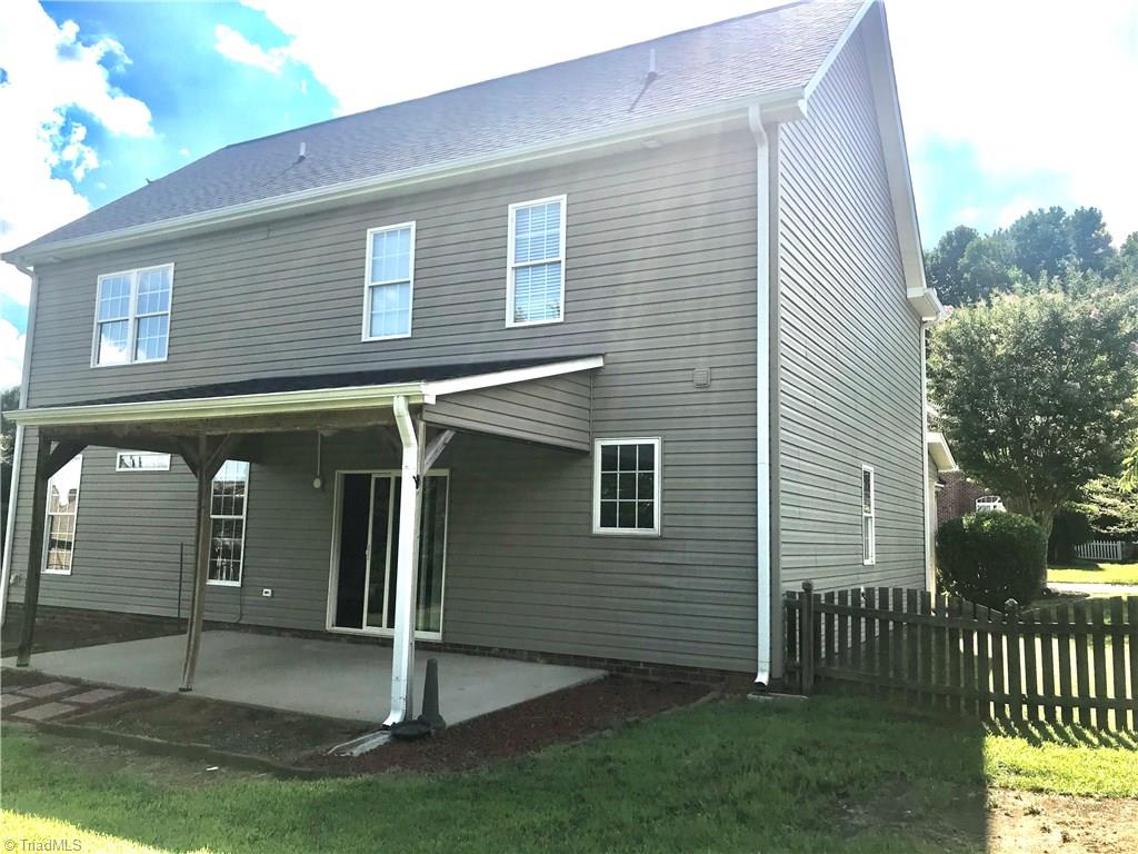 228 Cabot Drive Winston-Salem, NC 27103 - Photo 4 of 30