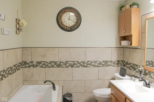 $549,900 | 8079 North County Road 1200 East, Seymour, IN 47274