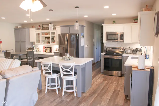 $549,900 | 8079 North County Road 1200 East, Seymour, IN 47274