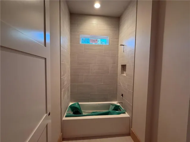 $975,000 | 105 Melbourne Drive, Athens, GA 30606