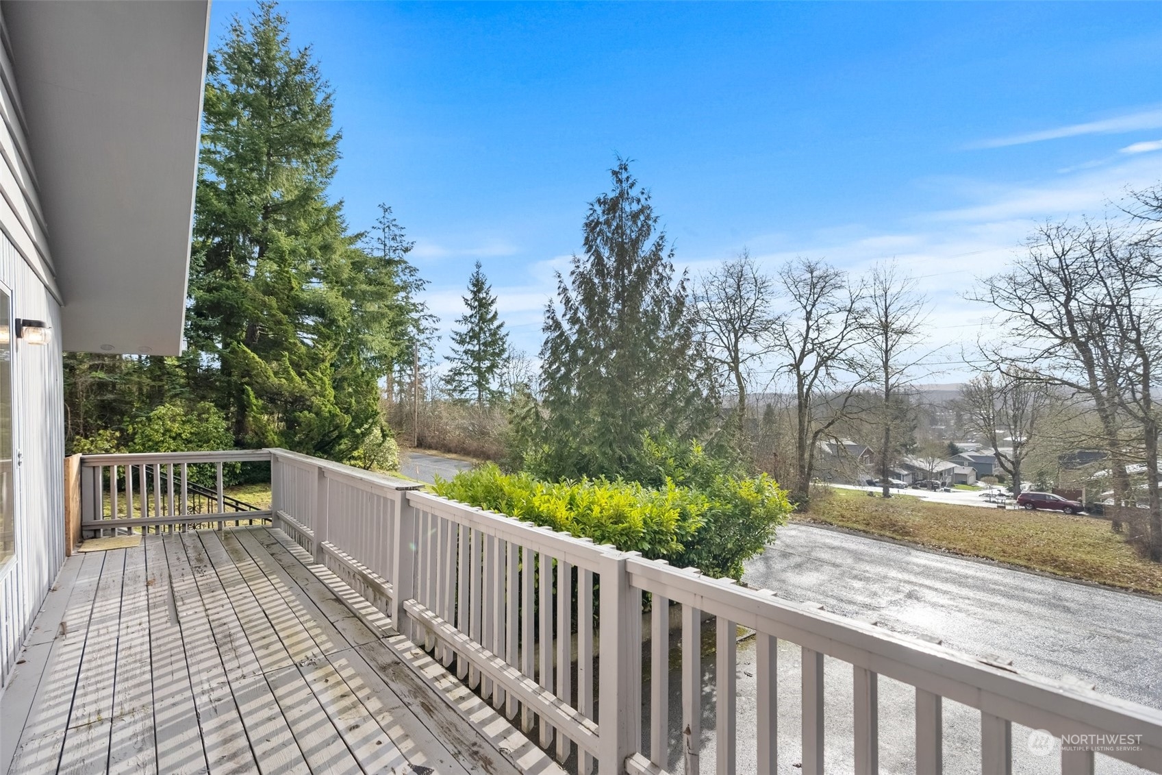 137 Wallace Road Chehalis, WA 98532 - Photo 30 of 39 a view of a roof deck with wooden fence