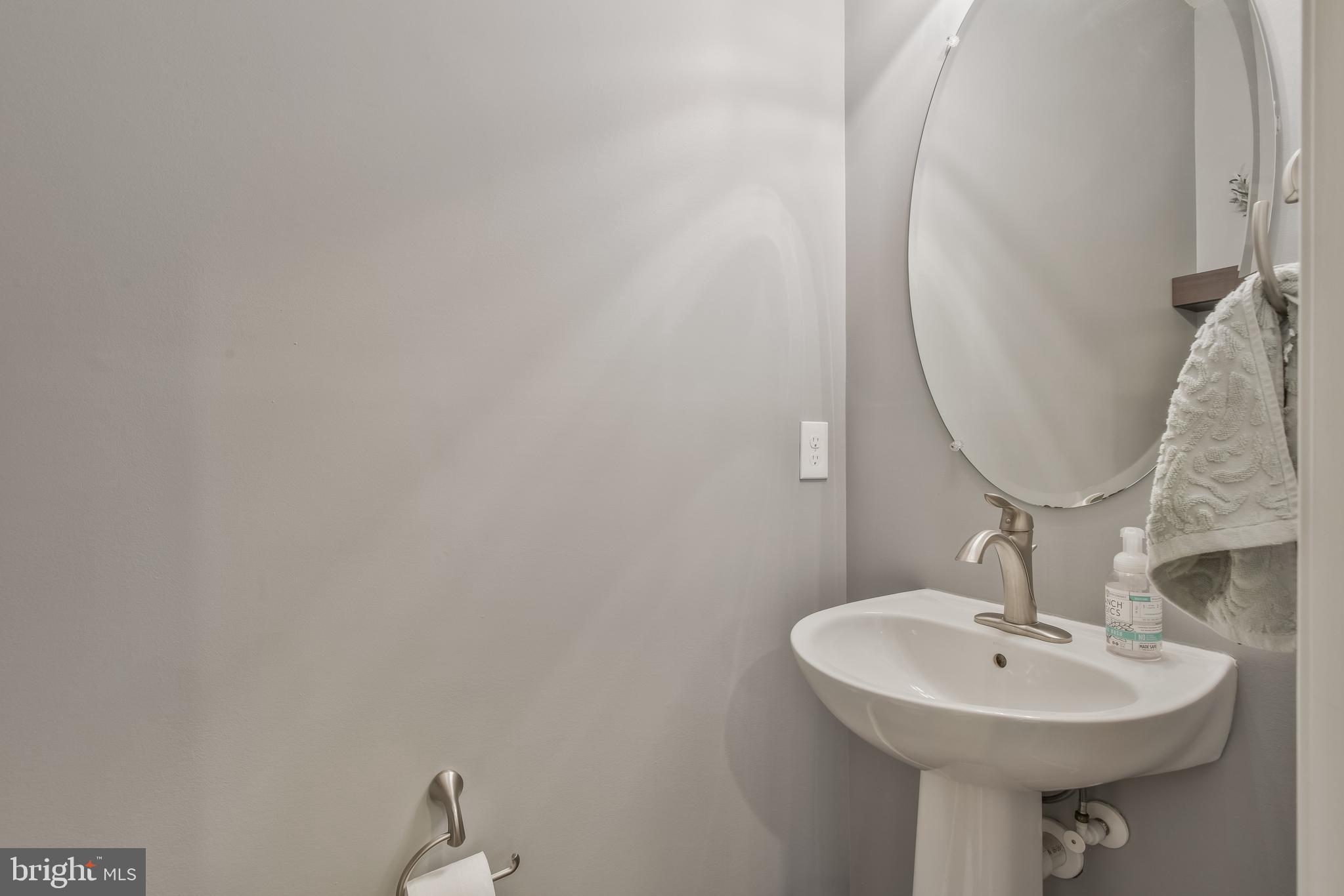 42384 Grahams Stable Square Ashburn, VA 20148 - Photo 20 of 63