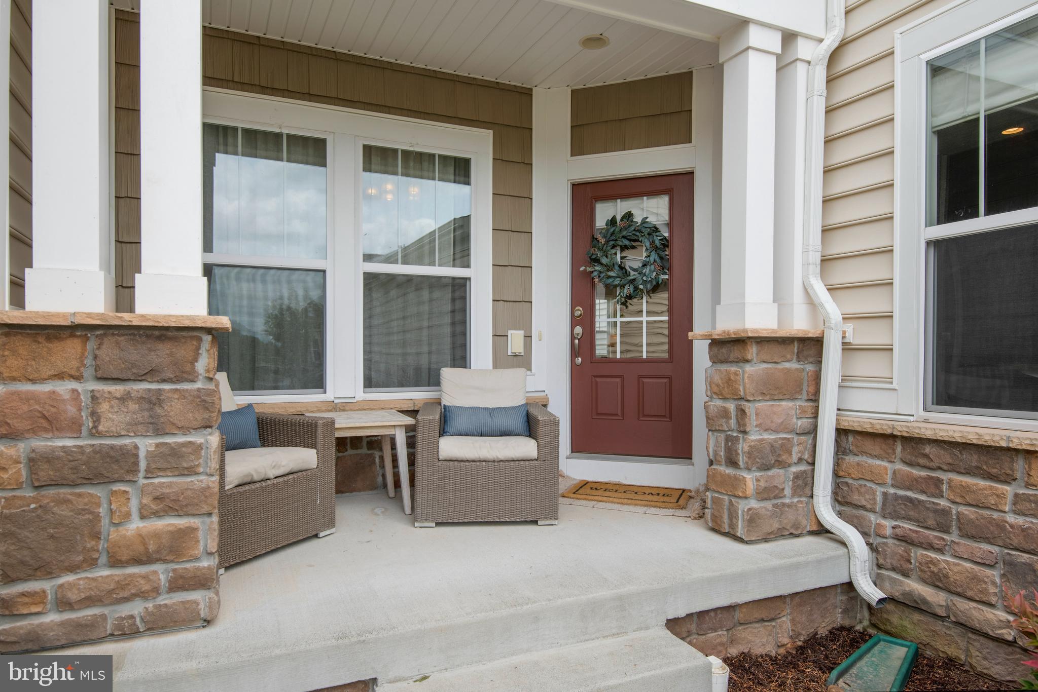 42384 Grahams Stable Square Ashburn, VA 20148 - Photo 2 of 63