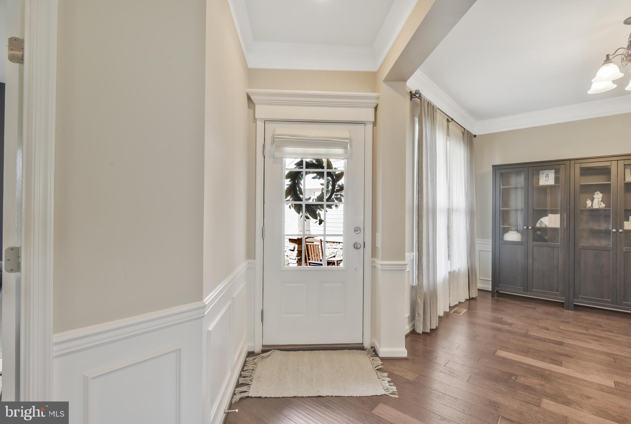 42384 Grahams Stable Square Ashburn, VA 20148 - Photo 3 of 63