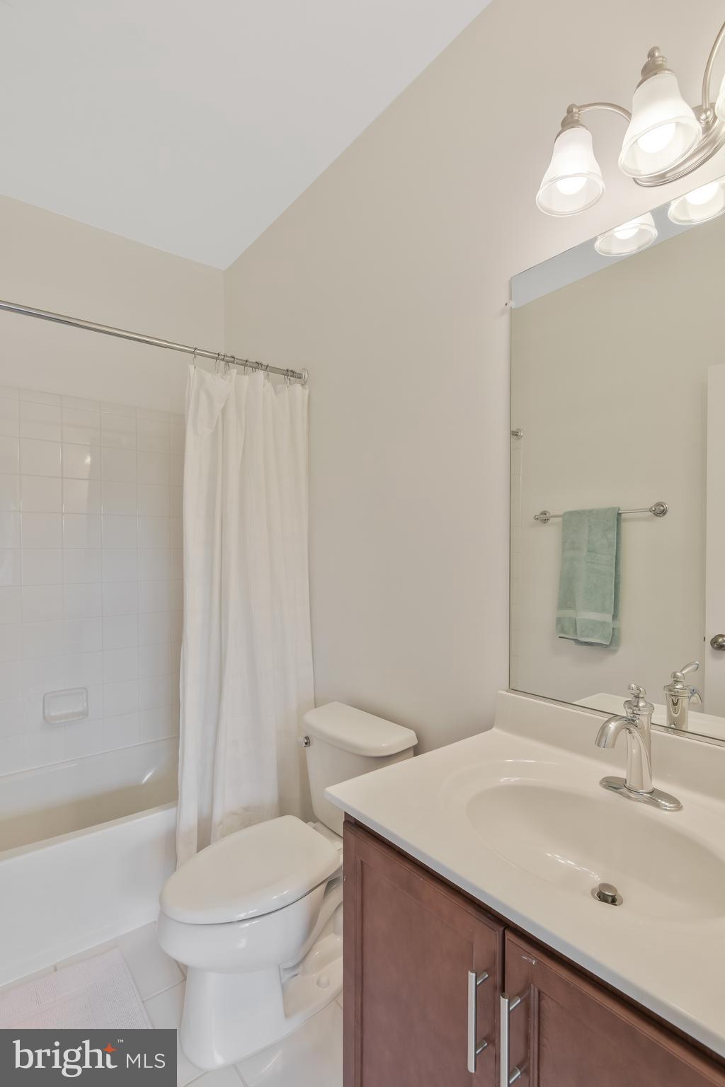 42384 Grahams Stable Square Ashburn, VA 20148 - Photo 35 of 63