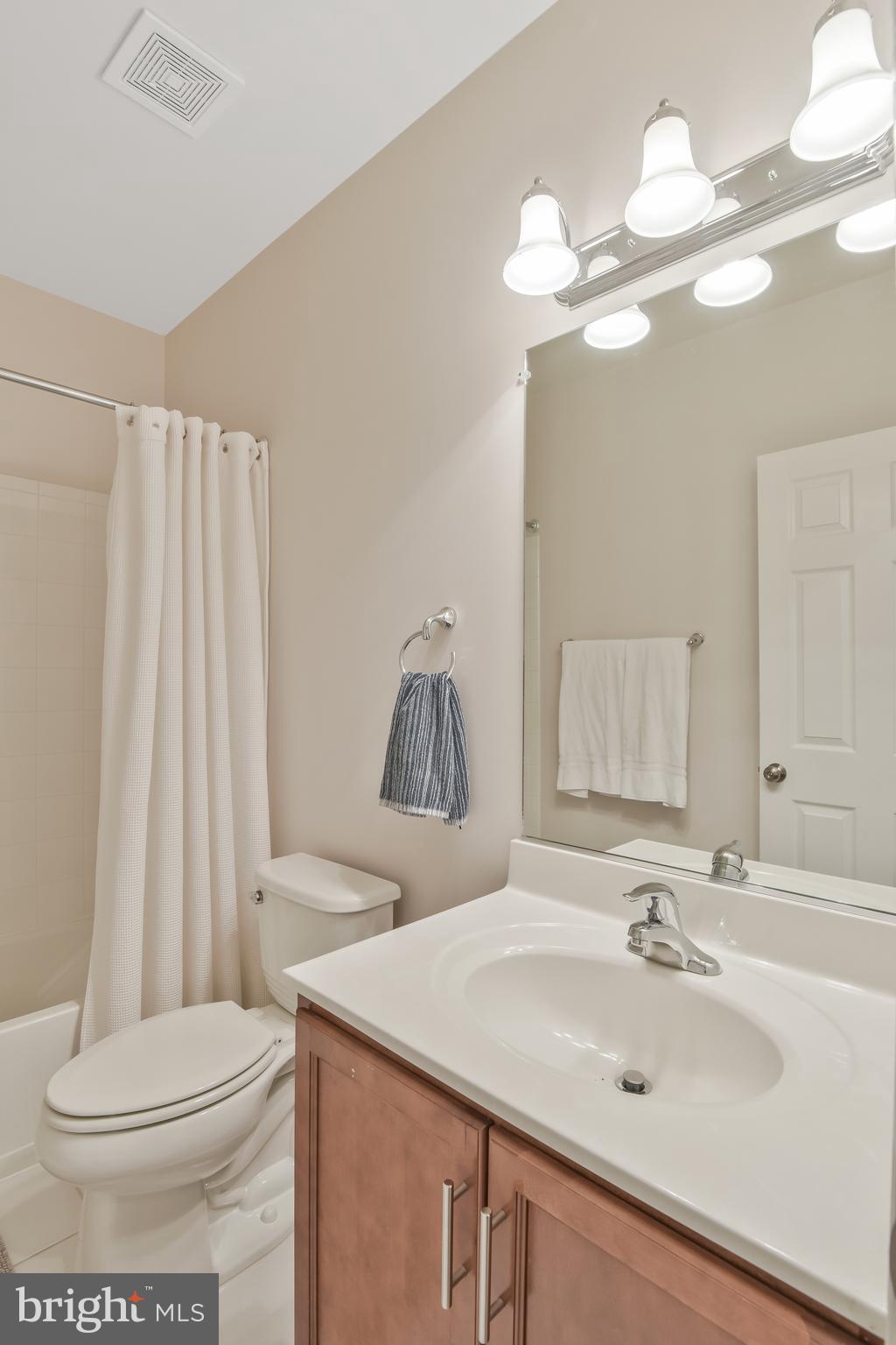 42384 Grahams Stable Square Ashburn, VA 20148 - Photo 50 of 63