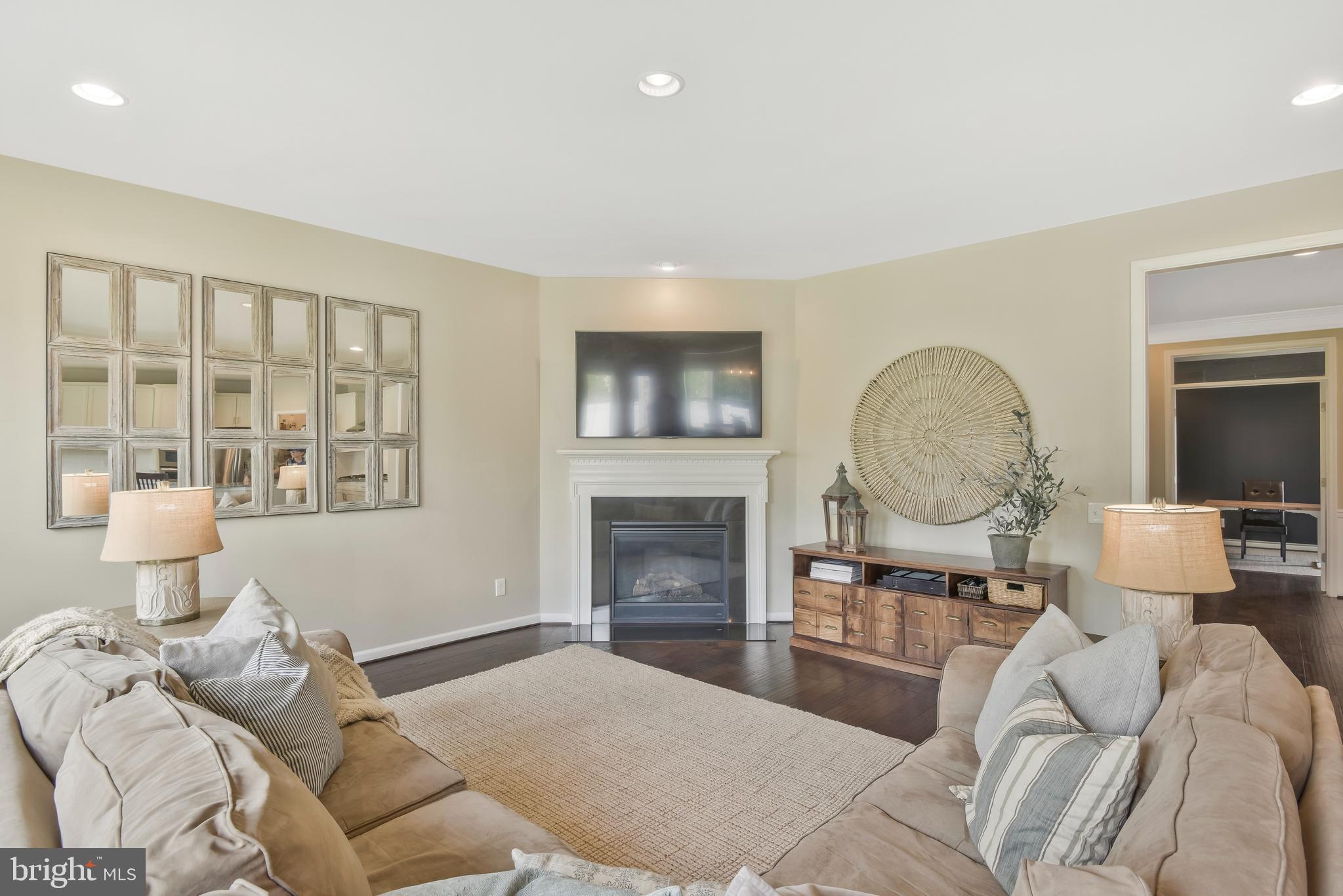 42384 Grahams Stable Square Ashburn, VA 20148 - Photo 9 of 63