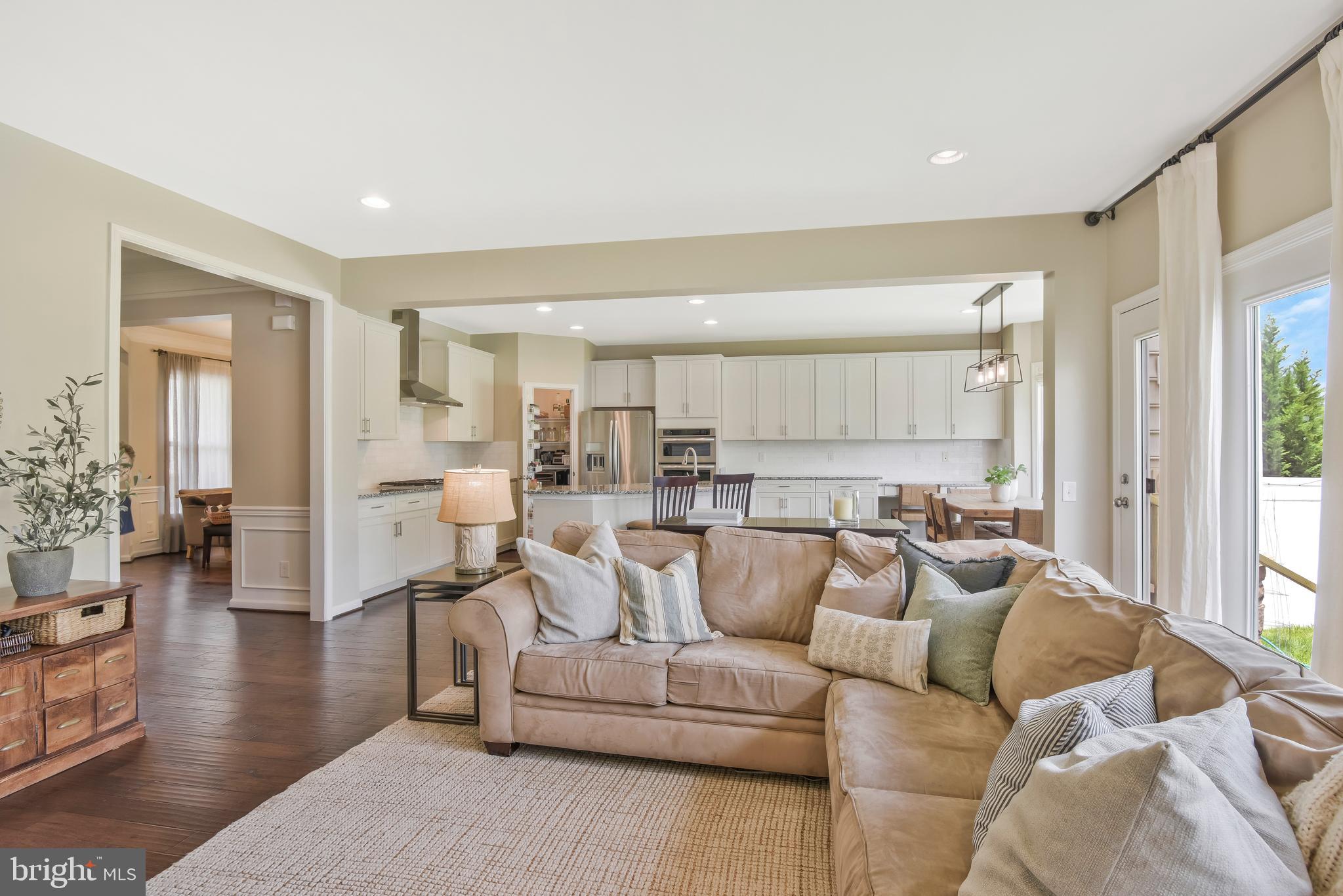 42384 Grahams Stable Square Ashburn, VA 20148 - Photo 10 of 63