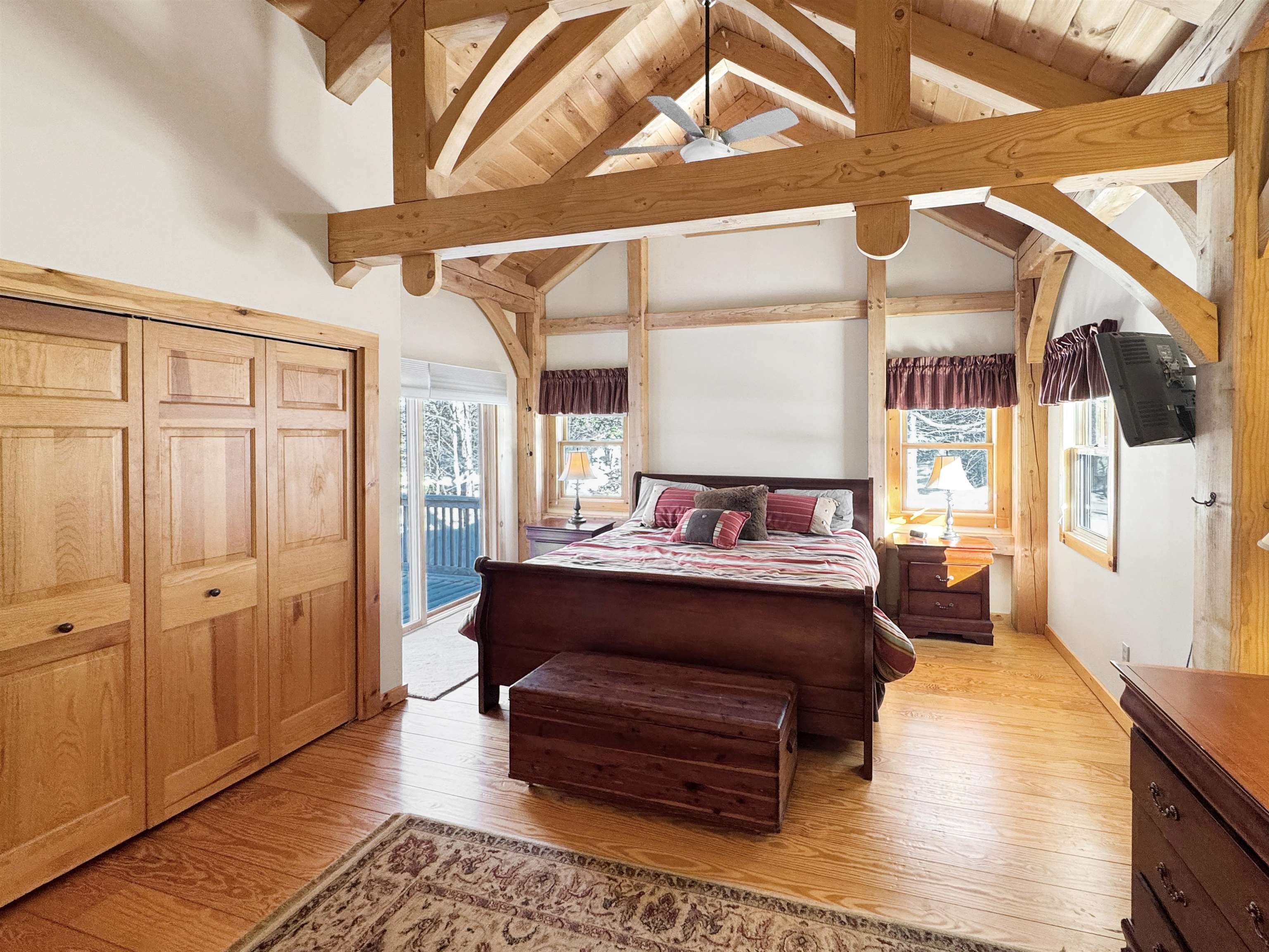 42 Airport Road West Dover, VT 05356 - Photo 14 of 36