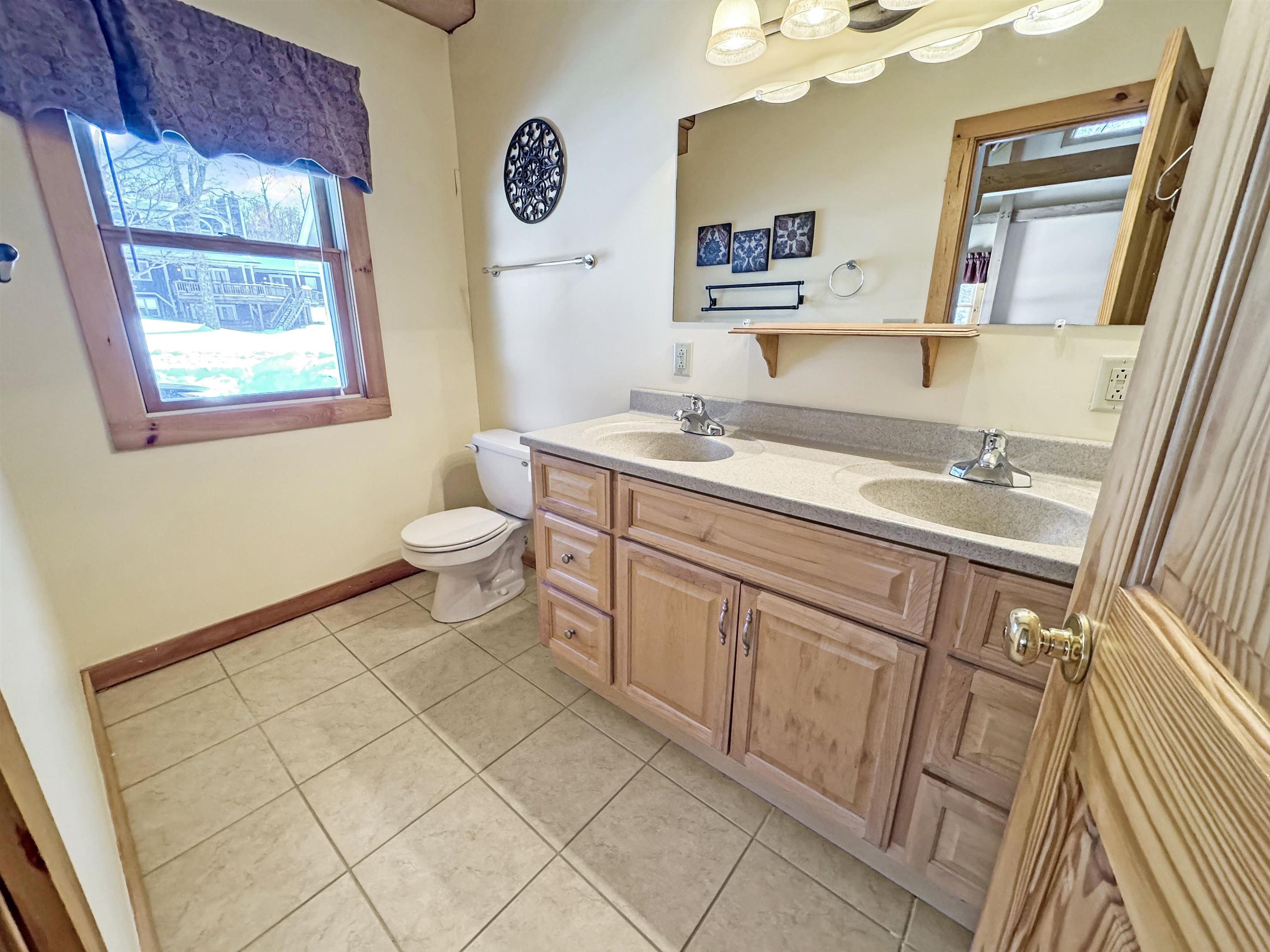 42 Airport Road West Dover, VT 05356 - Photo 16 of 36