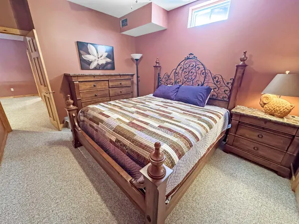 $799,000 | 42 Airport Road, West Dover, VT 05356