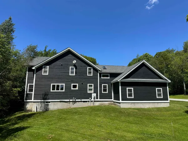 $799,000 | 42 Airport Road, West Dover, VT 05356