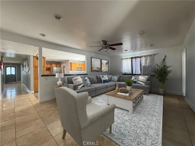 $1,400,000 | 15332 Shasta Lane, Huntington Beach, CA 92647