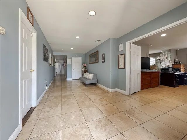 $1,400,000 | 15332 Shasta Lane, Huntington Beach, CA 92647