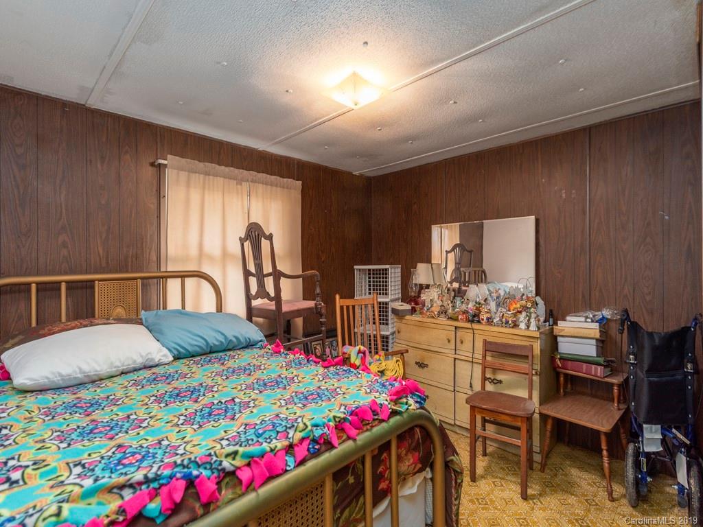 850 Henson Cove Road Canton, NC 28716 - Photo 8 of 17