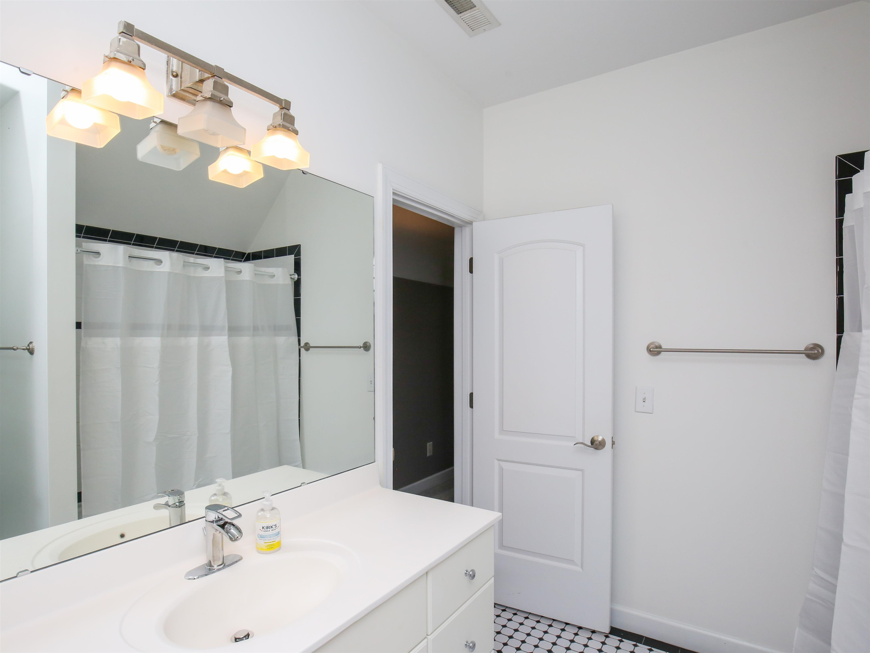 4805 Patton Ridge Court Raleigh, NC 27612 - Photo 44 of 69 Shared Bath