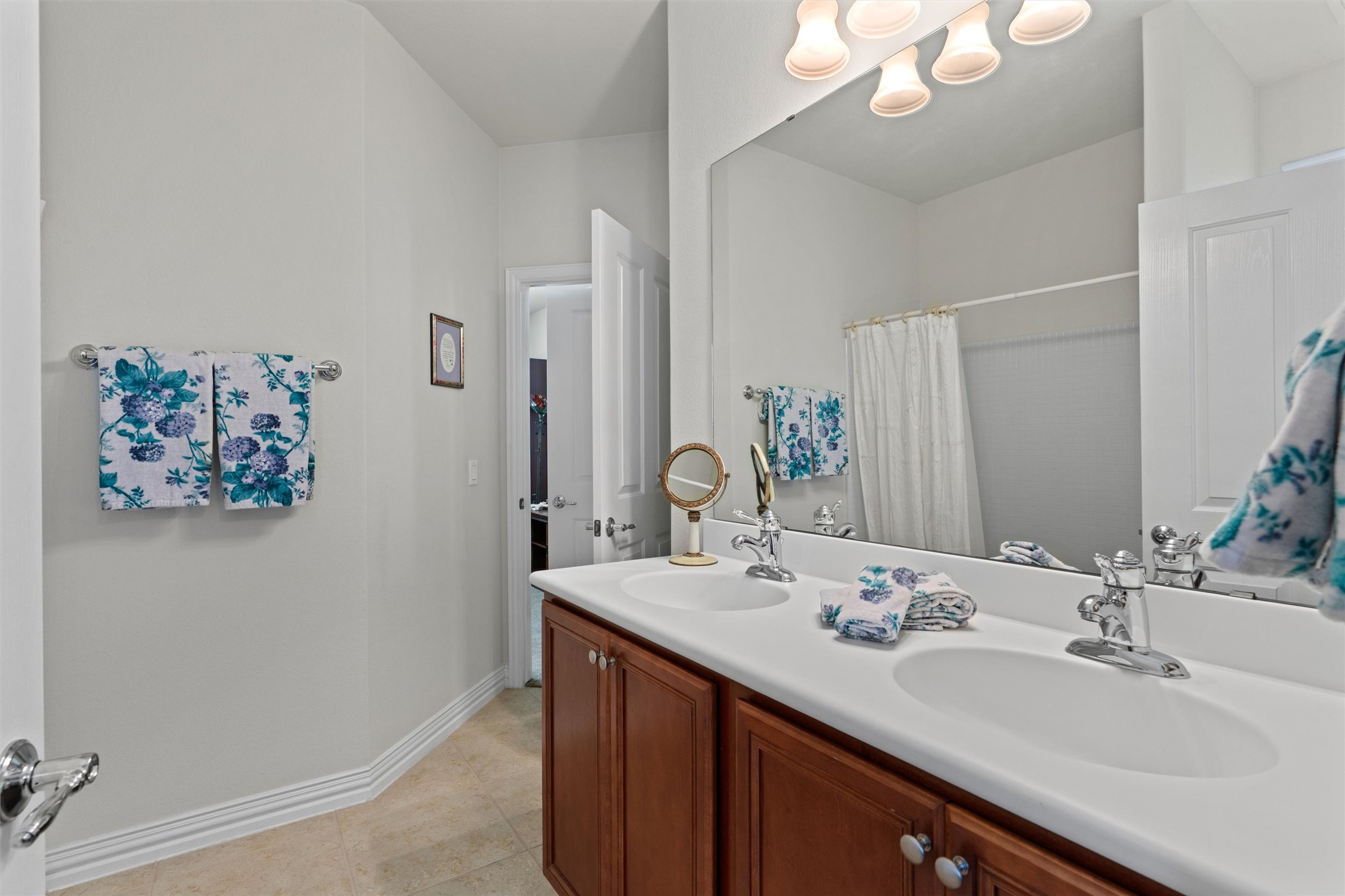 113 Independence Creek Lane Georgetown, TX 78633 - Photo 24 of 36 Gallery Image 24