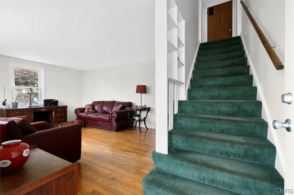 $259,900 | 320 Myron Road, Camillus, NY 13219