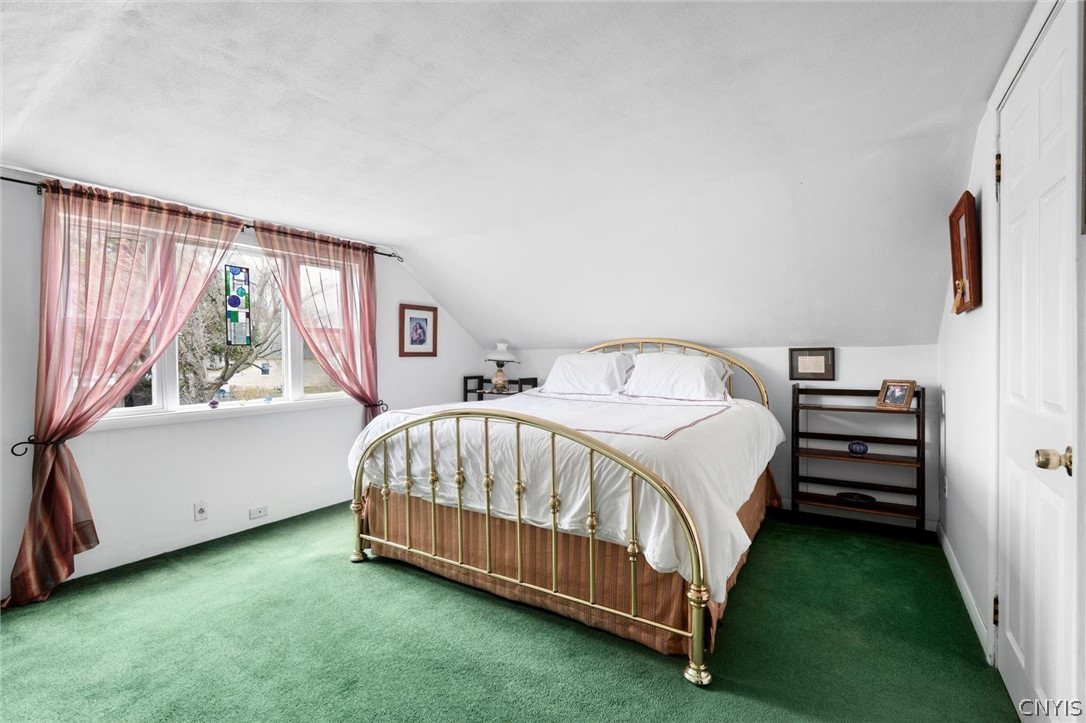 320 Myron Road Camillus, NY 13219 - Photo 23 of 34