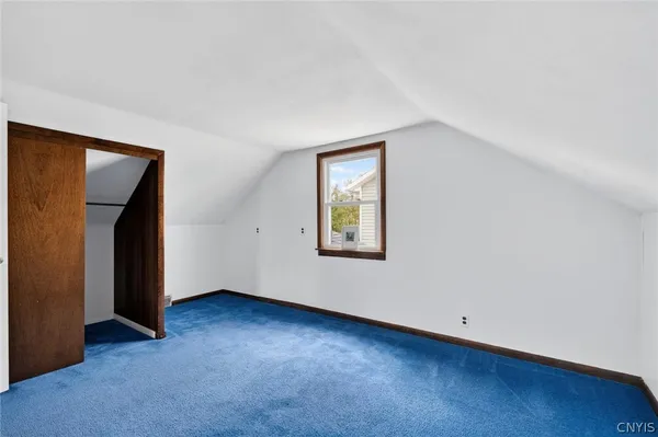 $259,900 | 320 Myron Road, Camillus, NY 13219